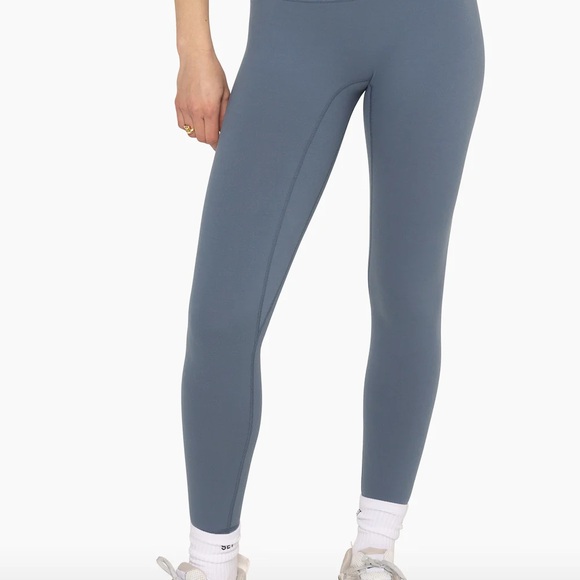 NWT Set Active Formcloud Leggings - Picture 4 of 5